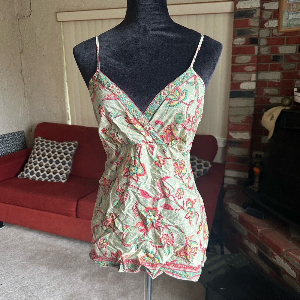 🦋 ANA Size L Petite Light Green & Pink Paisley Boho V Neck Tank Top Blouse 💚🩷